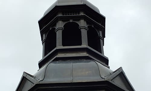 Roofing services in Woolwich